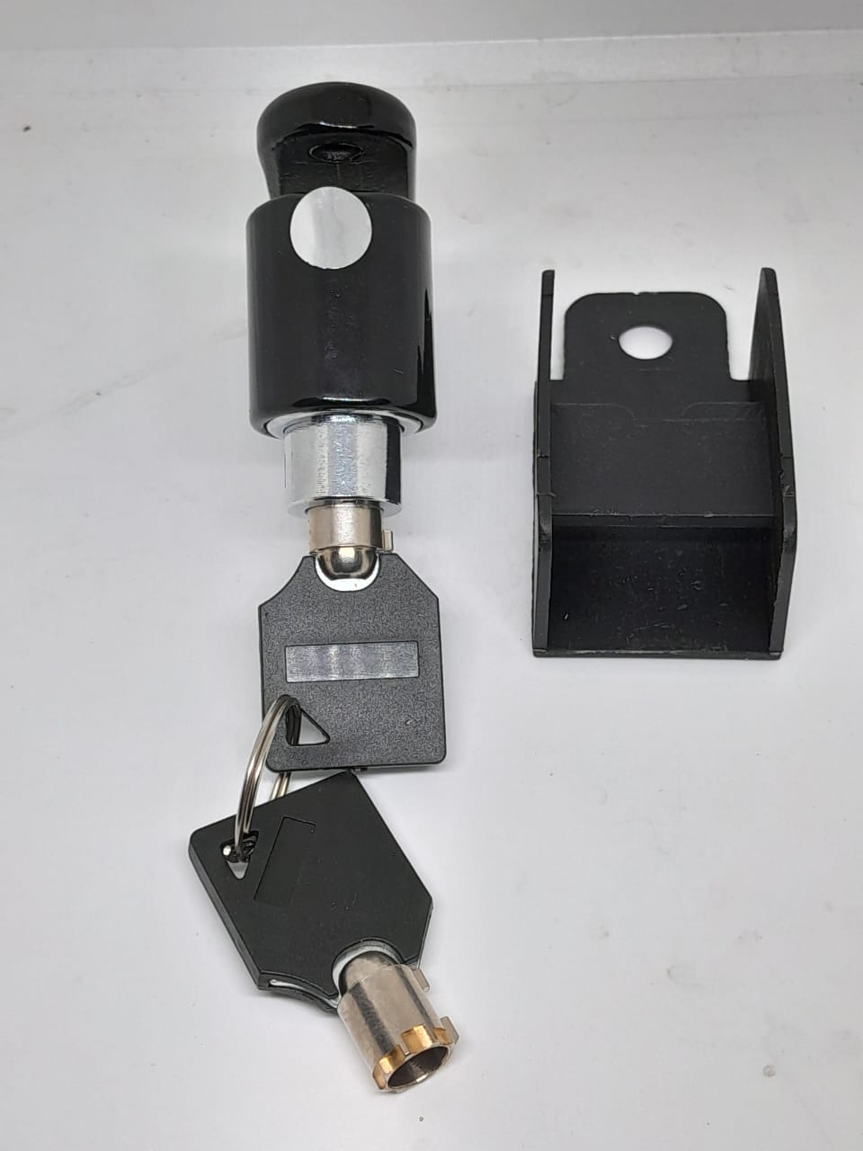Disc Brake Rotor Lock